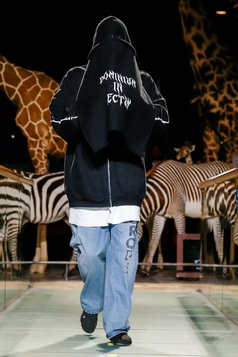 Vetements 2019ko udazken-negua prest jantzita Paris61