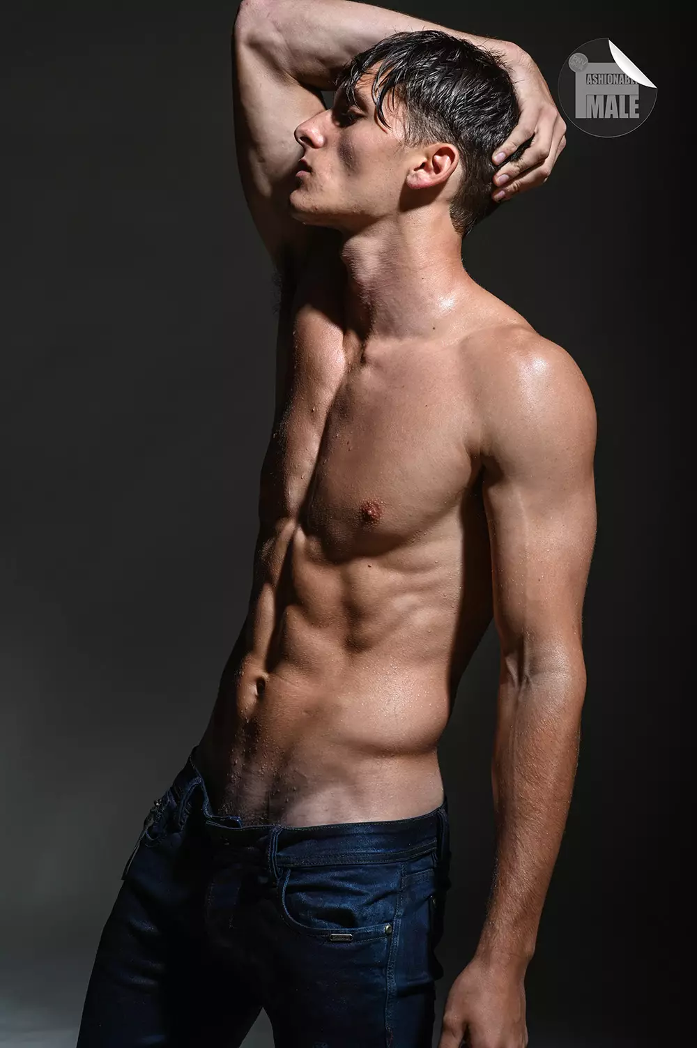 Nick Norman de Frank Louis para Fashionfully Male