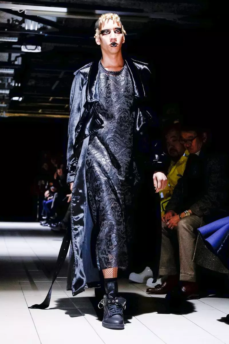 Comme des Garçons Homme Plus uwe ndị nwoke na-ada ọdịda oyi 2019 Paris18