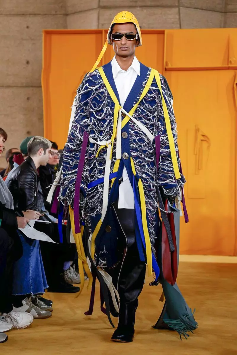 I-Loewe Menswear Ekwindla Ebusika 2019 Paris45