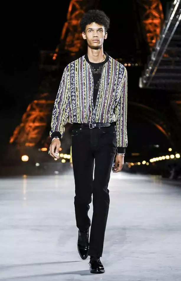 SAINT LAURENT TILBÚIN TIL AÐ KLÆTA VORSUMAR 2018 PARIS15