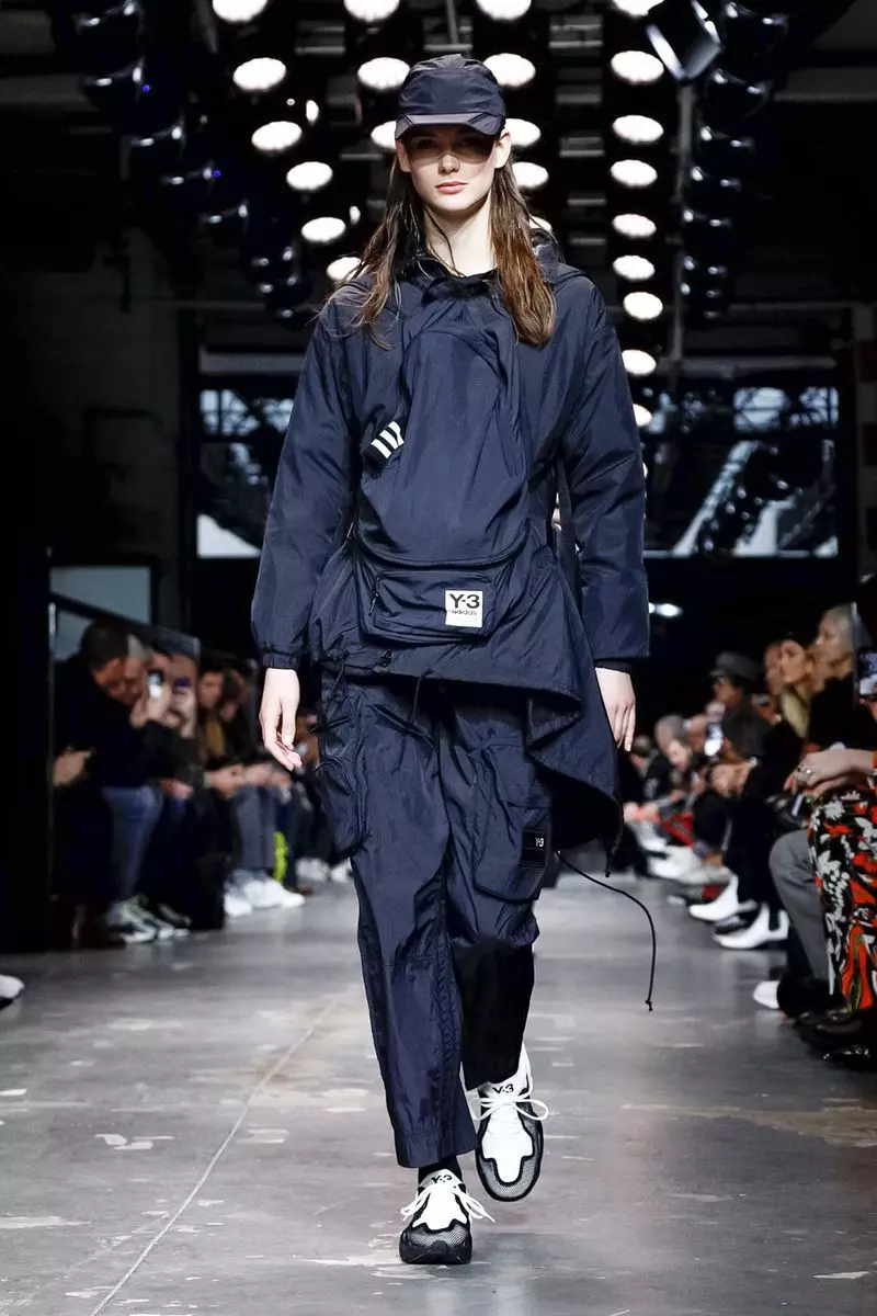 Y-3 남성 및 여성 가을 ​​겨울 2019 Paris15