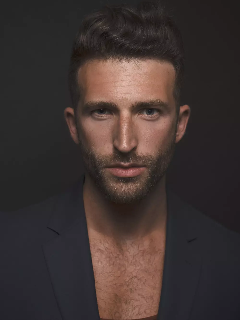 Jsme připraveni vám představit novou tvář pohledného setu Alex Avedon nafoceného Jade Young, stylizovaného milovaným přítelem Kai Jankovic. Alex zastupuje Agency Town Models.