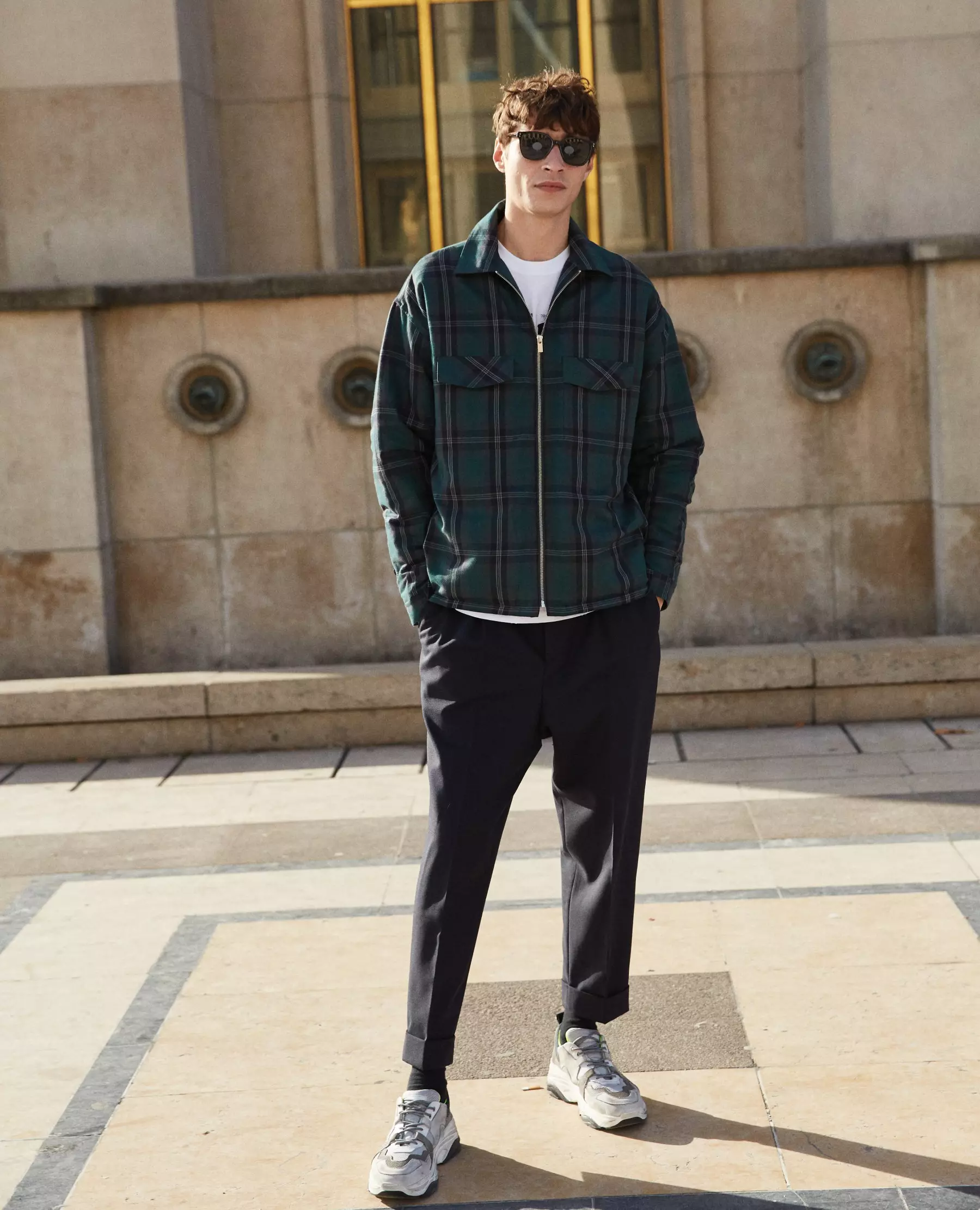 Adrien Sahores The Kooples yangi to'plami SS1910 uchun