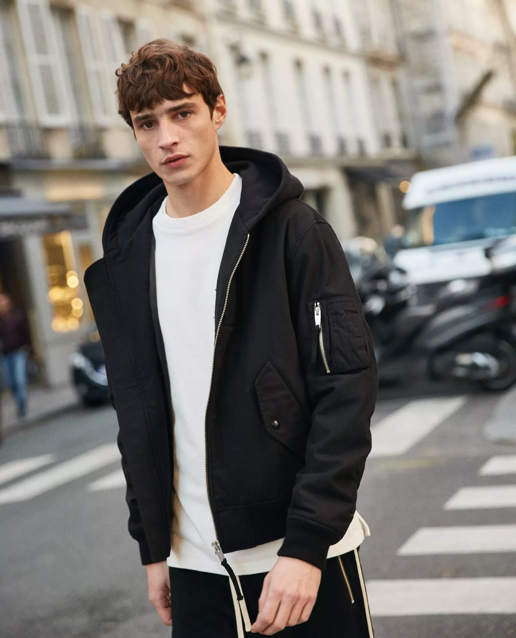 Adrien Sahores a The Kooples új kollekciójához SS1913