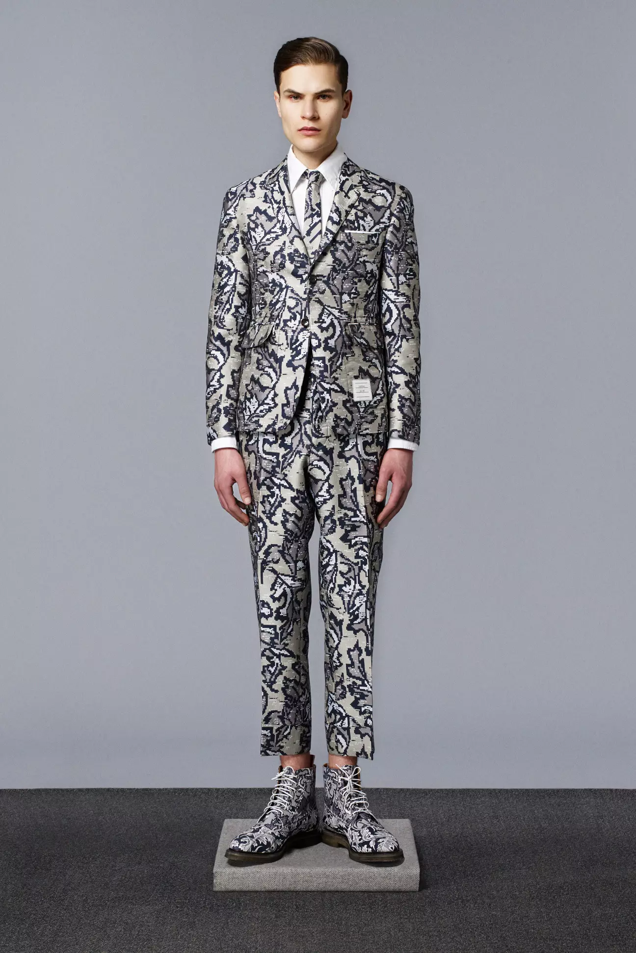 thom-browne-24-fall-winter-lookbook-24