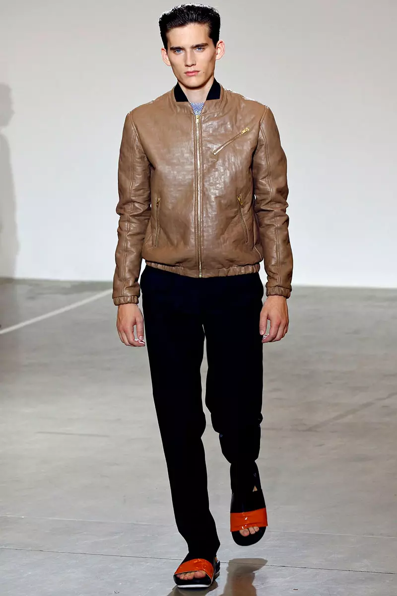 Tim Coppens Lohataona/fahavaratra 2013 1907_17