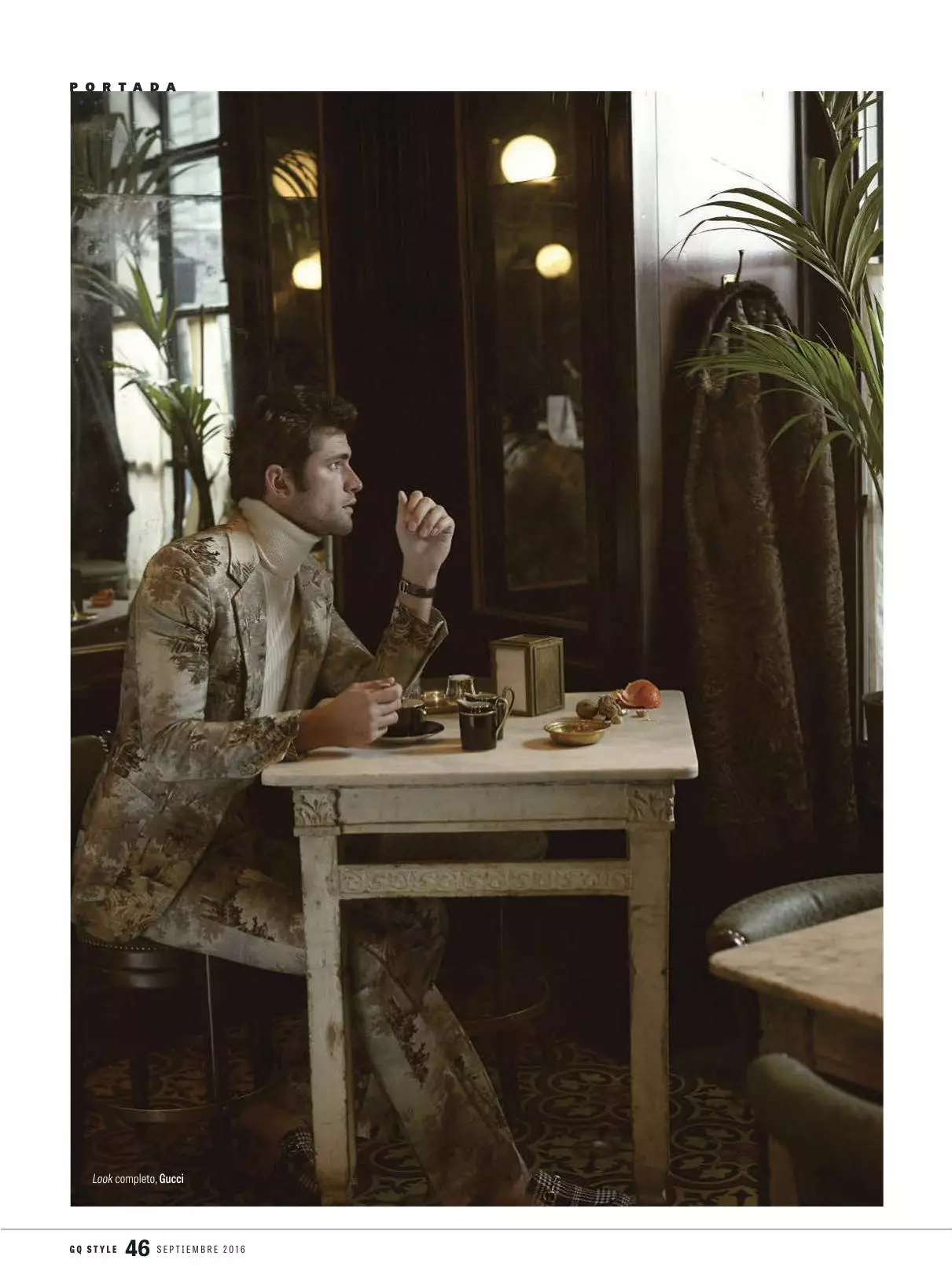 'Episode Milanese' Topmodel pryder den nye moderedaktion og covermagasinet GQ Style Mexico F/W 2016, fotograferet af Luca Maria Morelli, Styling af Fernando Carrillo, Art direction af Alessandro Maria Morelli. Styling er perfekt udført, vi føler os virkelig mærkelige med at redigere i sepia-toner, fotografering og styling er sømmet.