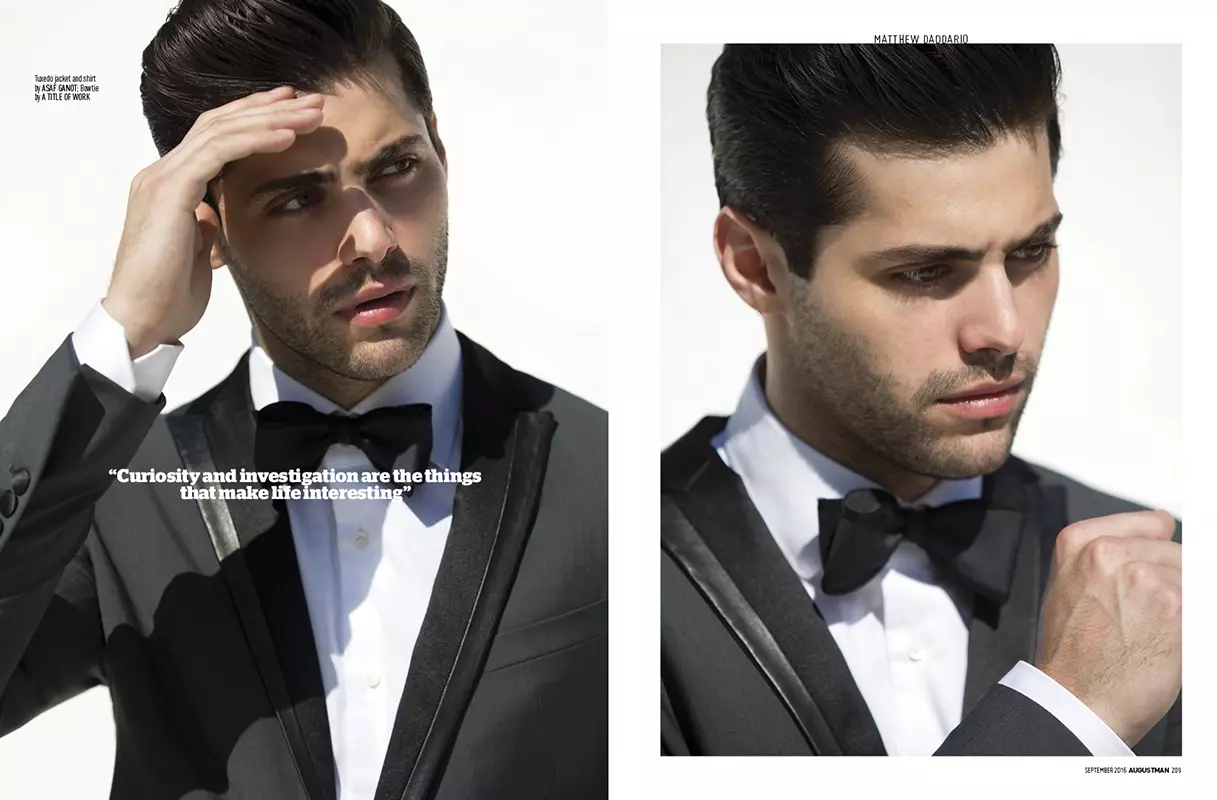 Televízna hviezda Shadowhunters Americký herec Matthew Daddario prekvapivo dobrý je naša „talianska inšpirácia“ v novom módnom editoriáli pre AugustMan Malaysia, ktorý nafotil módny fotograf Karl Simone.