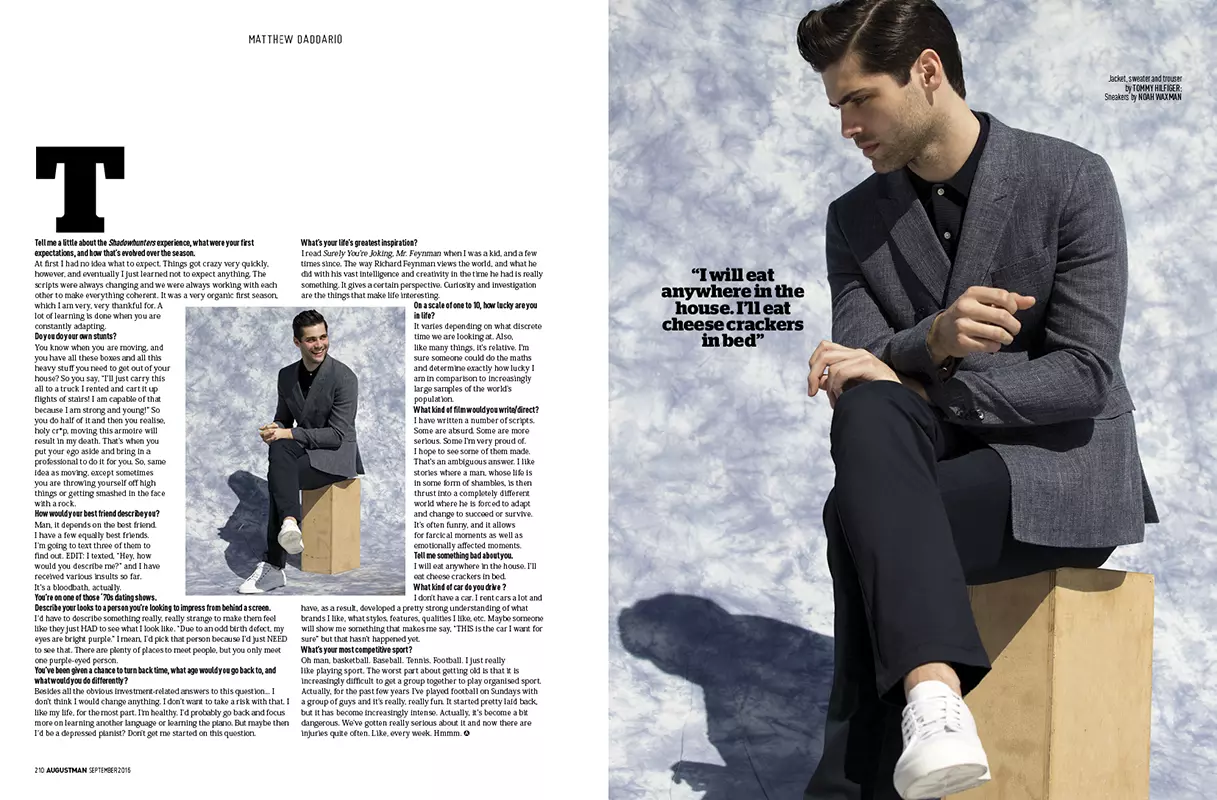 Starul TV Shadowhunters, actorul american Matthew Daddario, surprinzător de bun, este „Inspirația noastră italiană” în noul editorial de modă pentru AugustMan Malaysia, fotografiat de fotograful de modă Karl Simone.