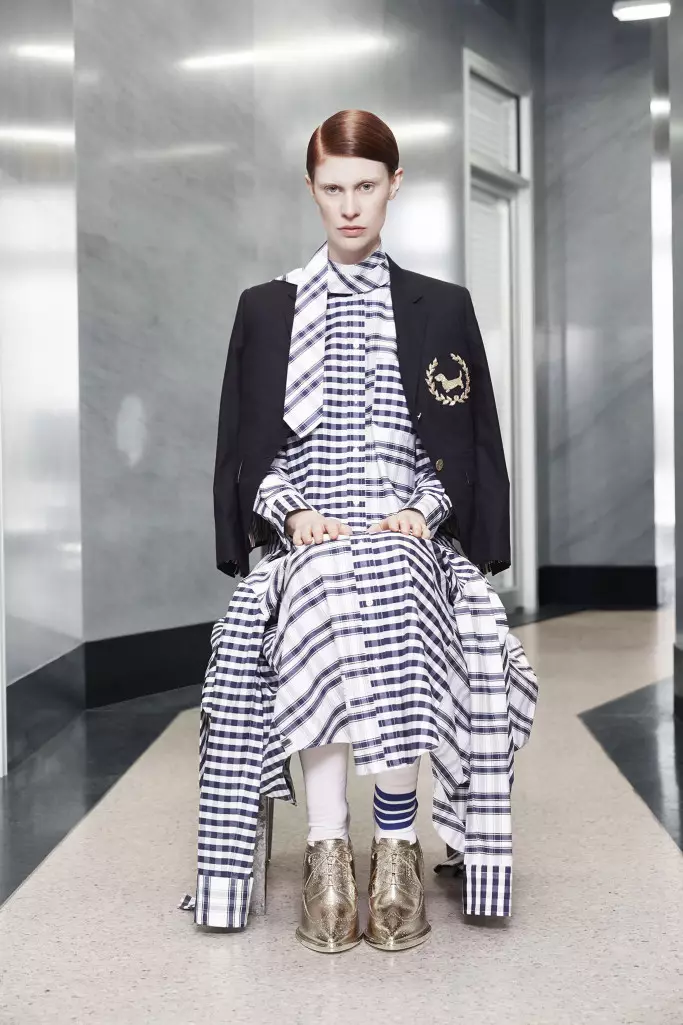 Ọ dị anya na Thom Browne's Colette weghara