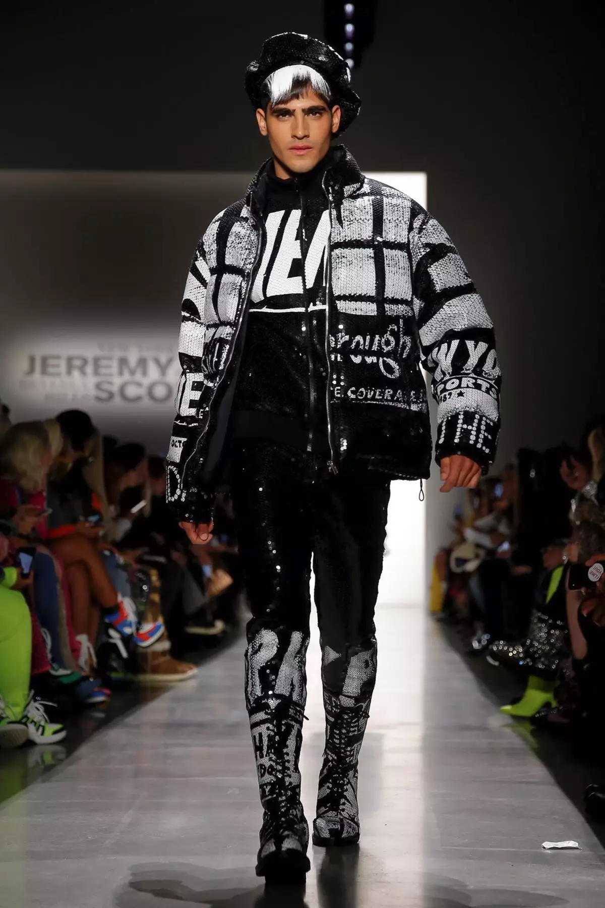 Jeremy Scott pare pou mete otòn ivè 2019 New York8