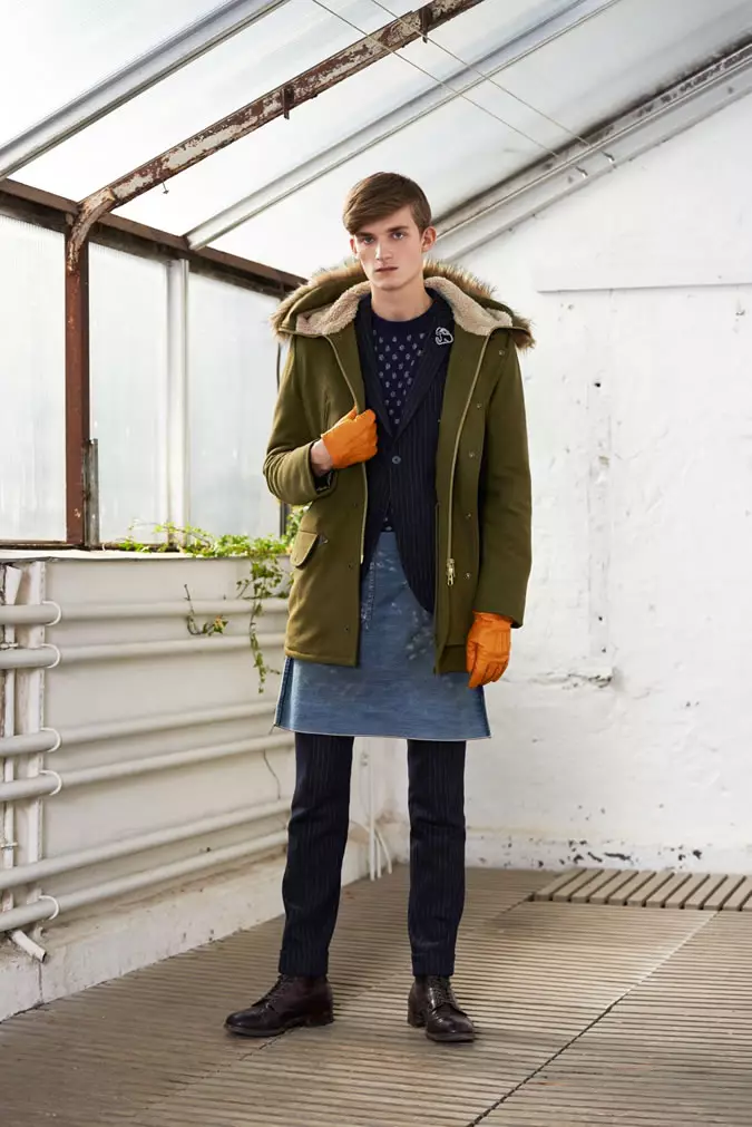 GANT Rugger tapast Sweedsk model Charlie Westerberg oan sportlike looks út syn hjerst/winter 2014 kolleksje. Hjir is de utilitaristyske aard fan GANT troud mei in stylfolle feardigens foar lagen. Semi-slit fits wurde útfierd, en draacht by oan in solide opstelling fan parkajassen, pinstripe suiting, vesten, de mac-jas en oare items foar manlju. It oanbieden fan in spektrum fan hjerstkleuren en subtile printen, skieden foar mingen en oerienkommende binne it sterke pak fan it seizoen.