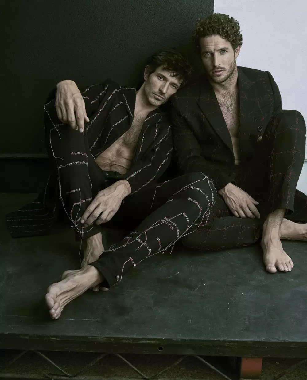 GQ Australia kynnir „Big style Issue“ með kynþokkafullum strákum eftir Mariano Vivanco