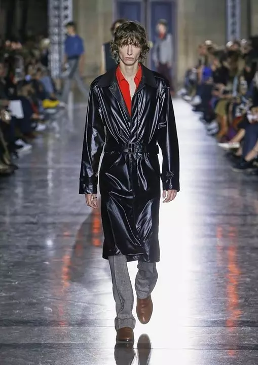 Givenchy Oğlanları RTW Yaz/Yay 2018 Paris 1972_16