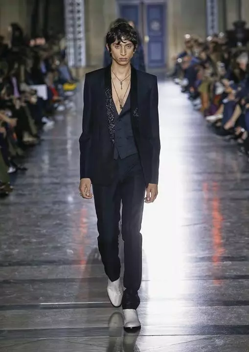 The Boys of Givenchy RTW 2018. gada pavasaris/vasara Parīzē 1972_2