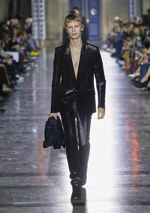 The Boys of Givenchy RTW 2018. gada pavasaris/vasara Parīzē 1972_8