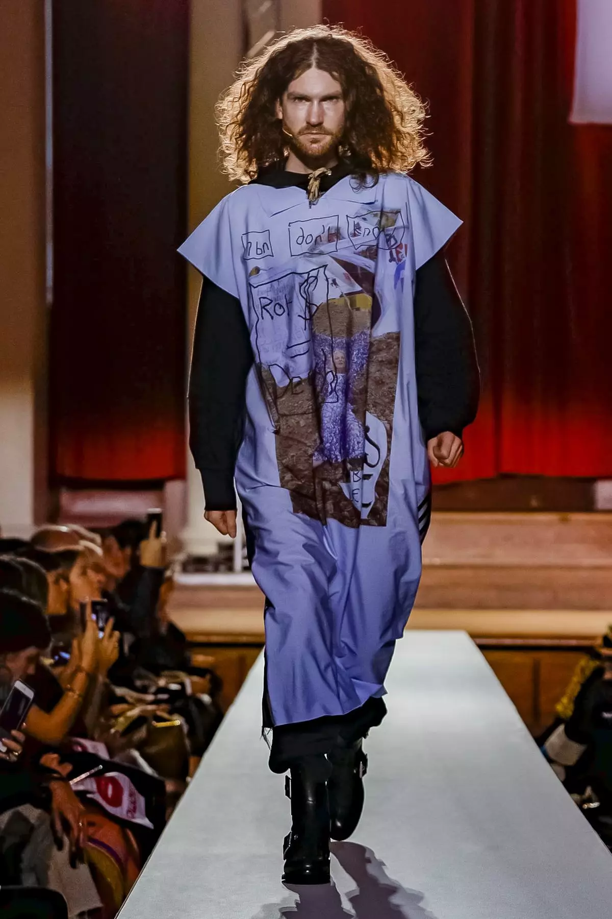 Vivienne Westwood Տղամարդիկ և կանայք աշուն-ձմեռ 2019 Լոնդոն1