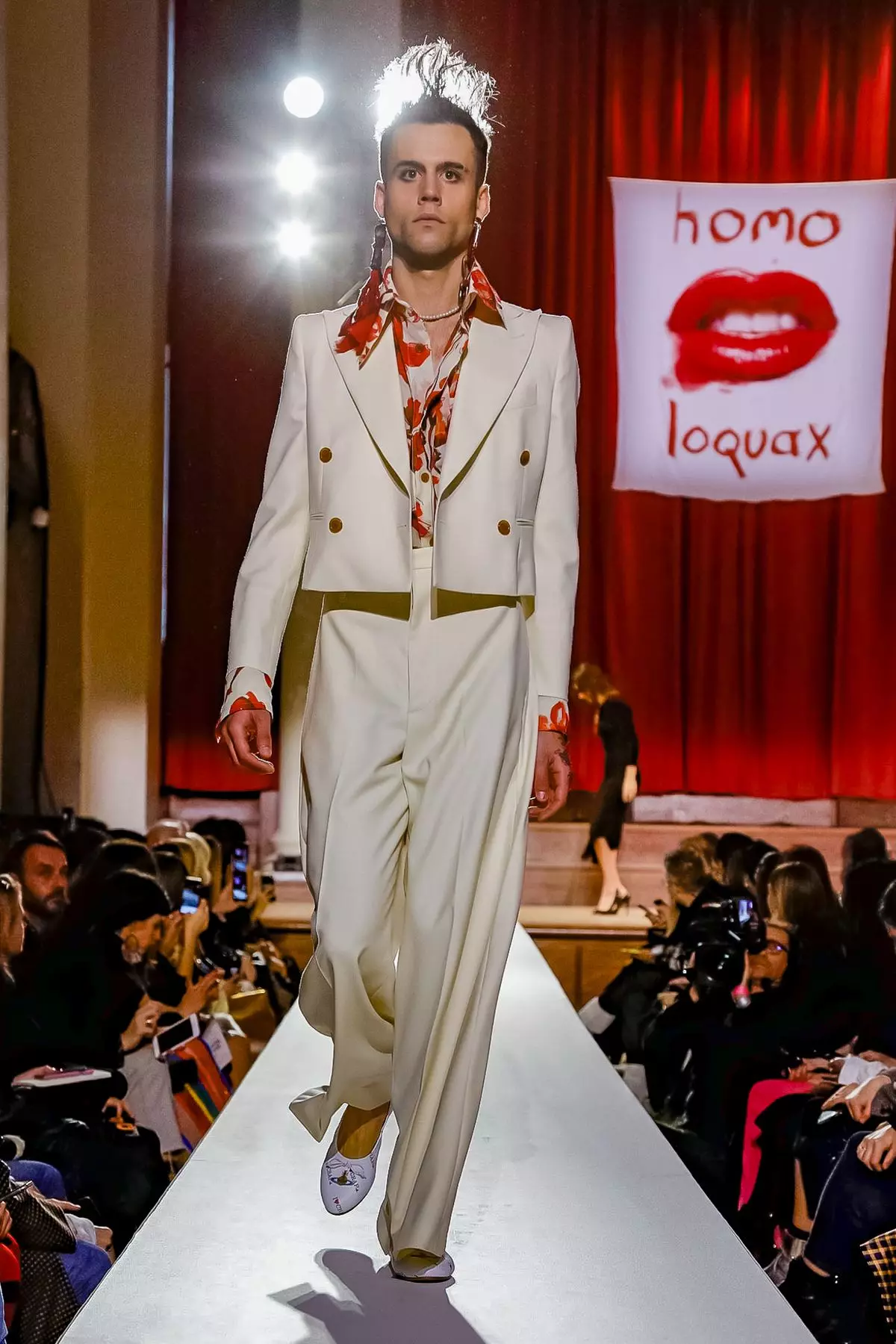 Vivienne Westwood Gizonak eta Emakumeak 2019ko udazken-negua Londres63