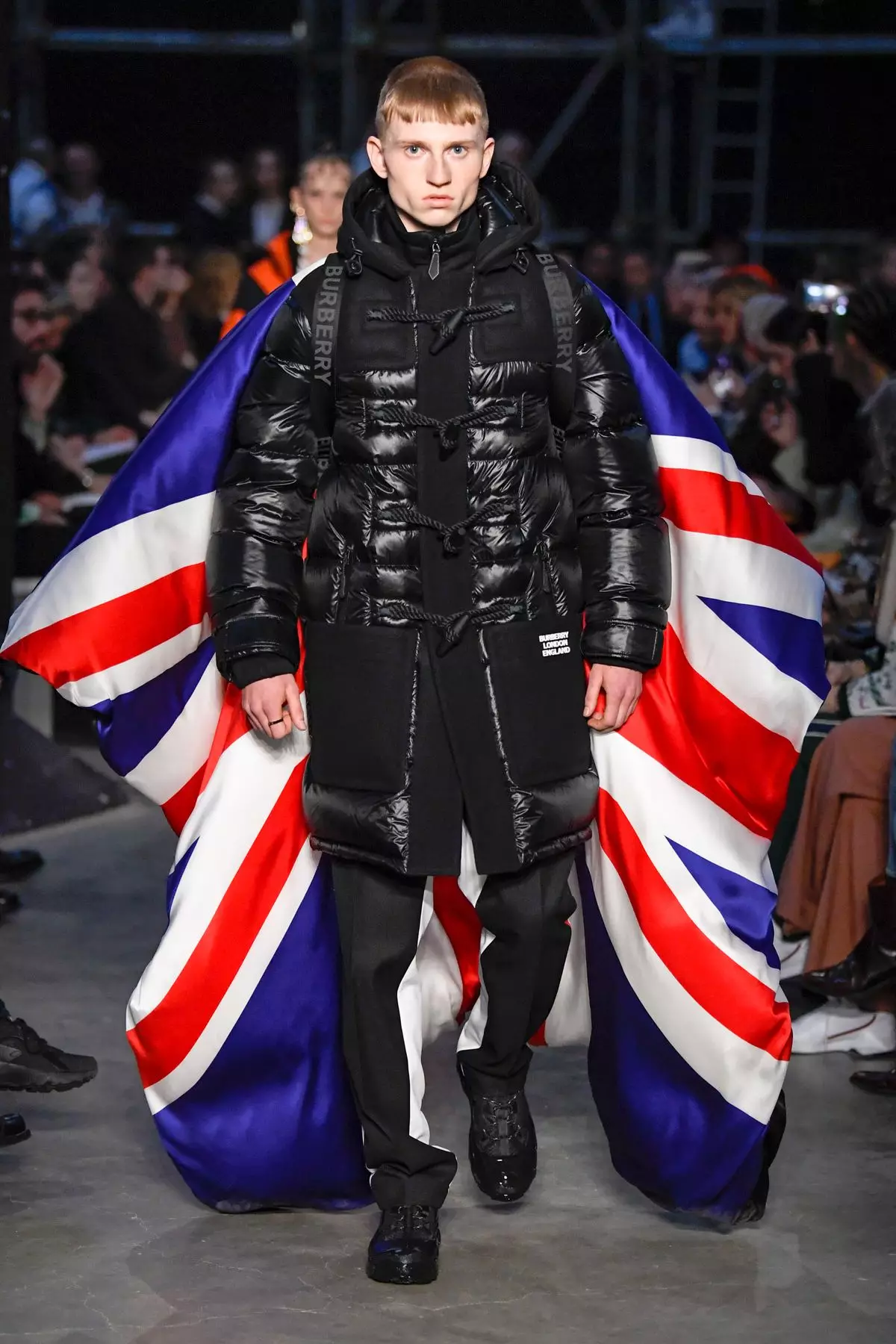 Burberry za muškarce i žene jesen zima 2019. London11