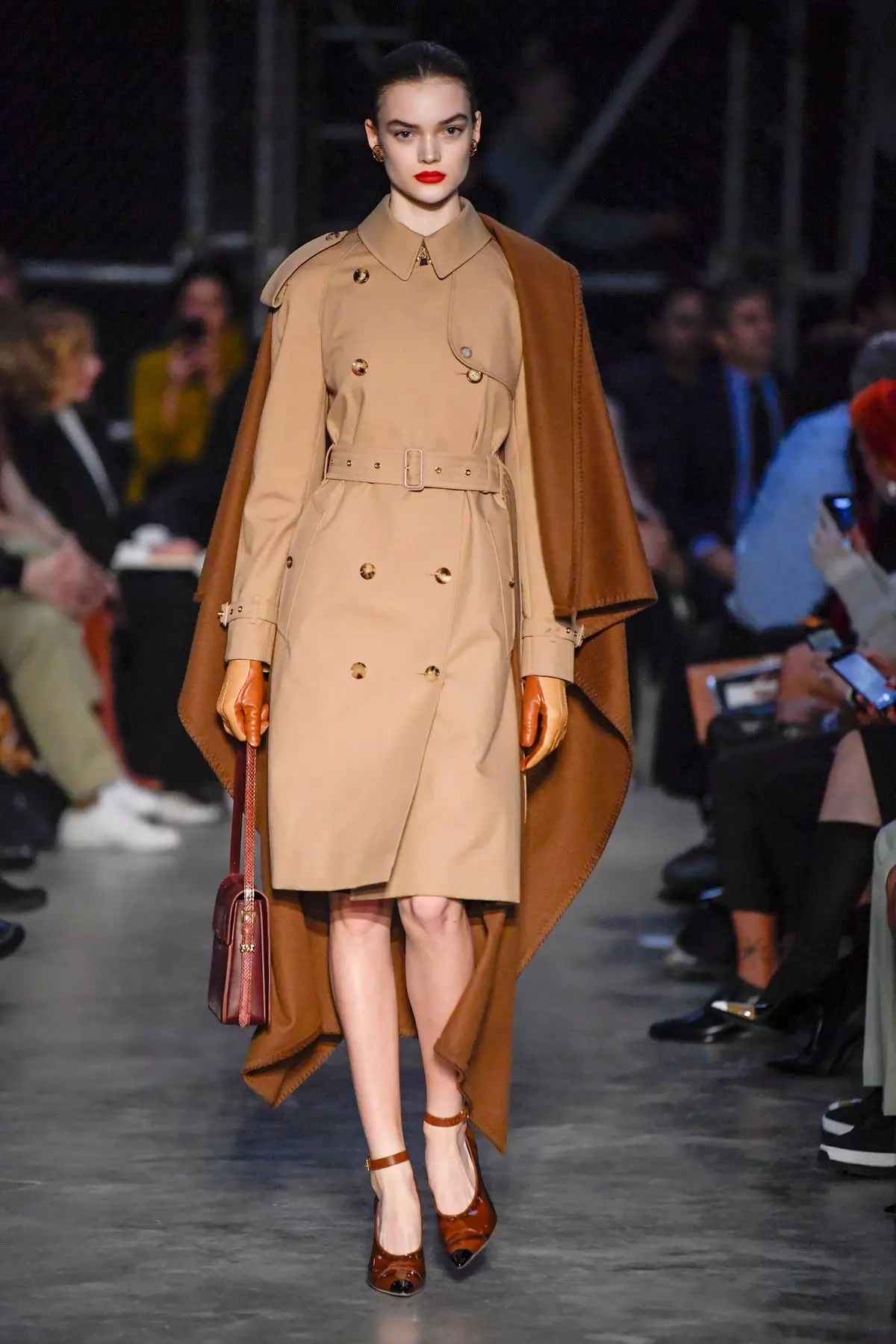 Burberry Wanaume na Wanawake Majira ya Baridi 2019 London38