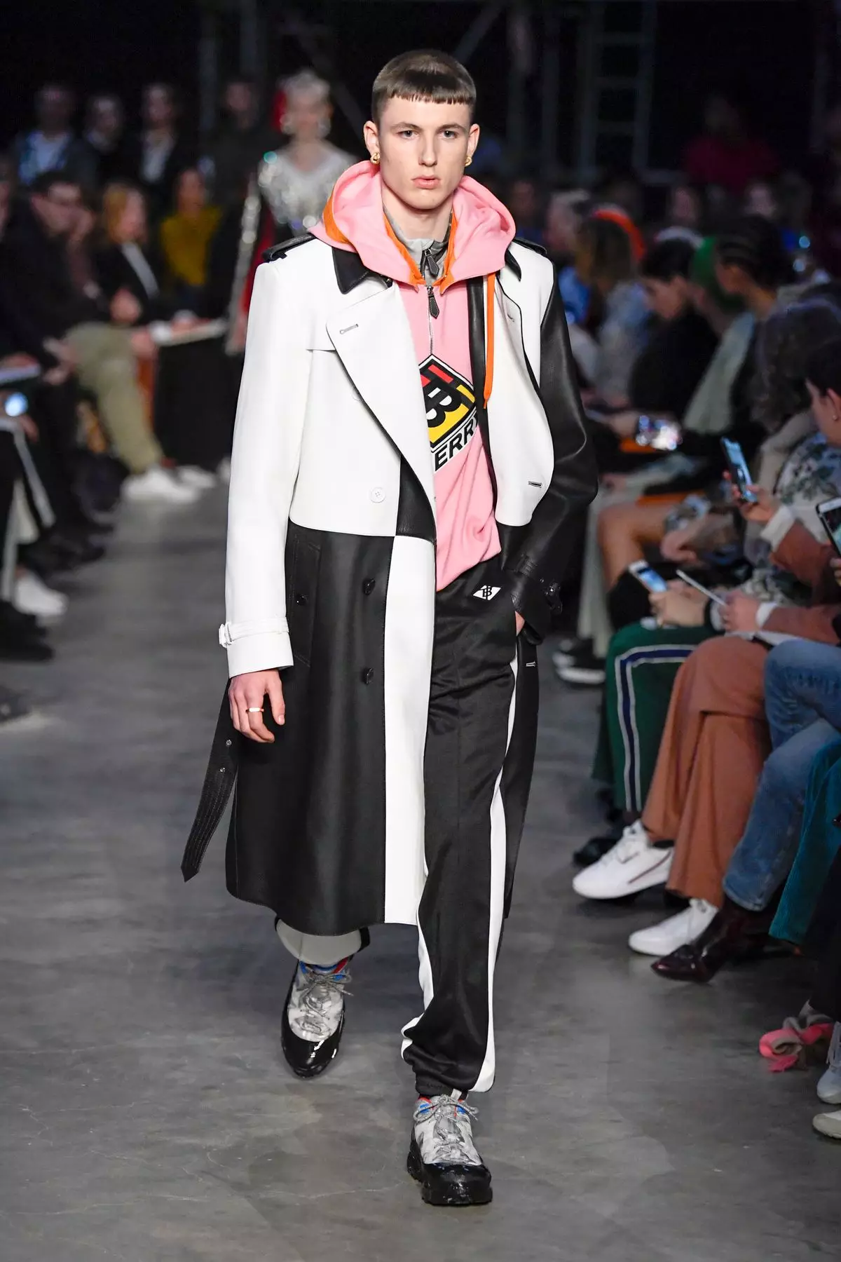 Burberry Masculino e Feminino Outono Inverno 2019 Londres 4