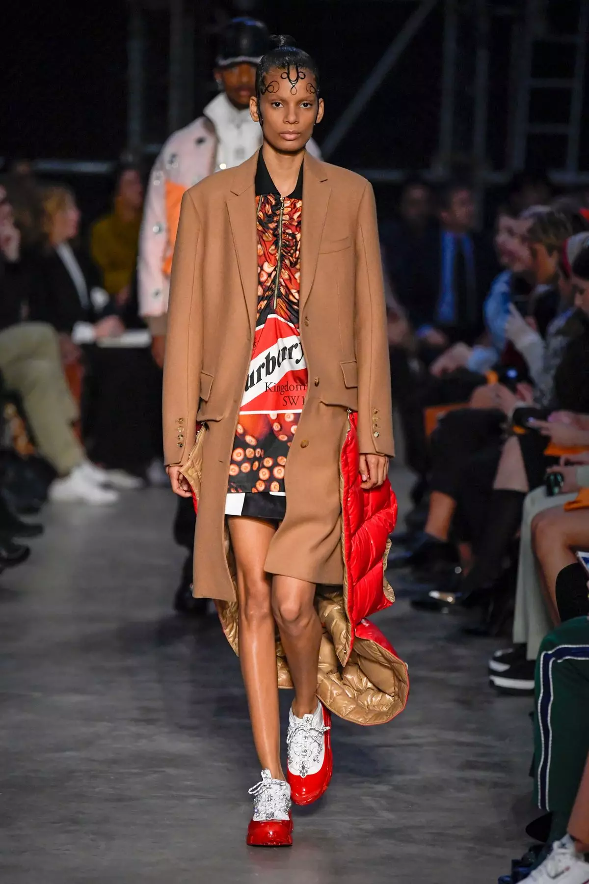 Burberry Barbati si Femei Toamna Iarna 2019 Londra54