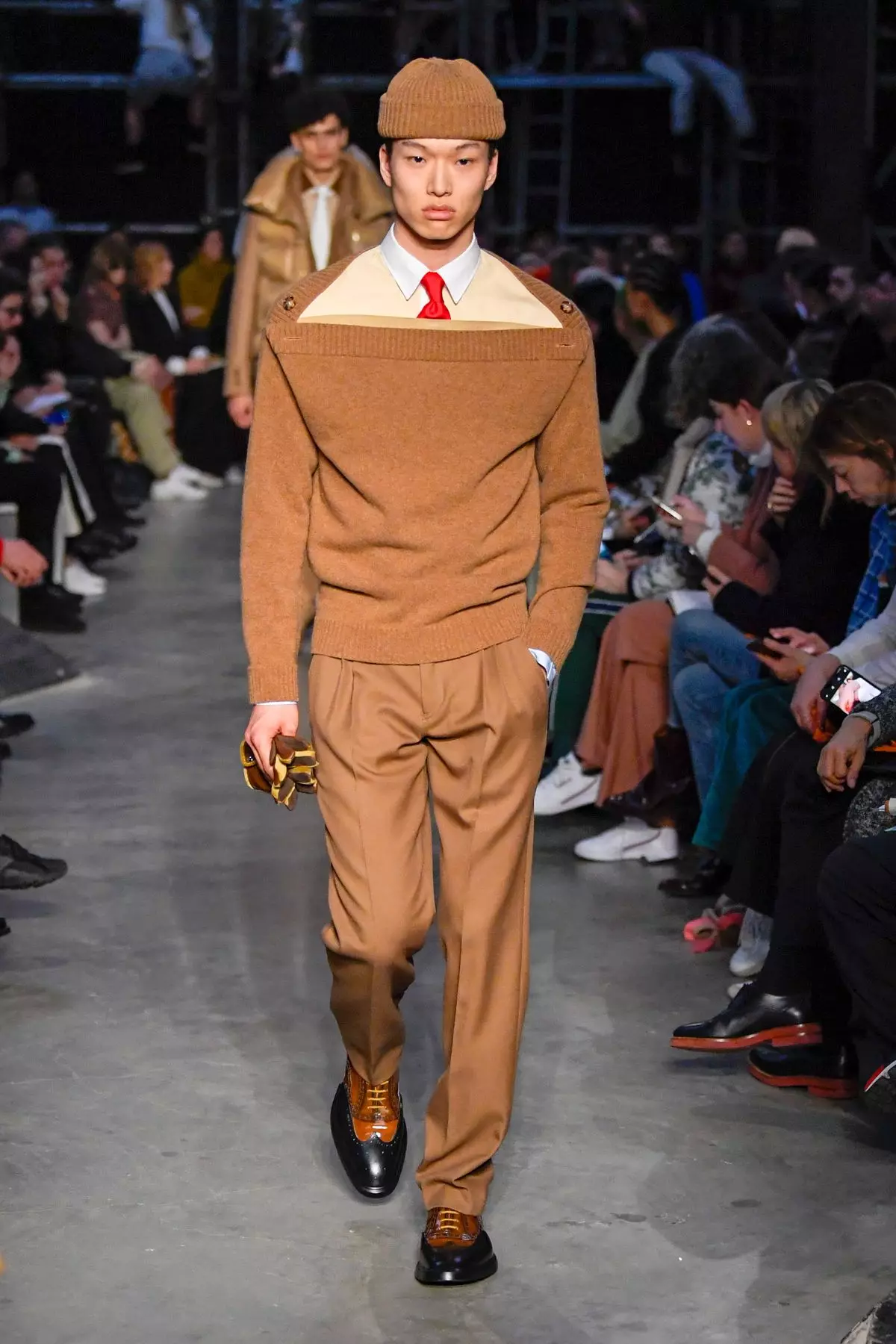 „Burberry“ vyrai ir moterys, 2019 m. rudens žiema, Londonas62