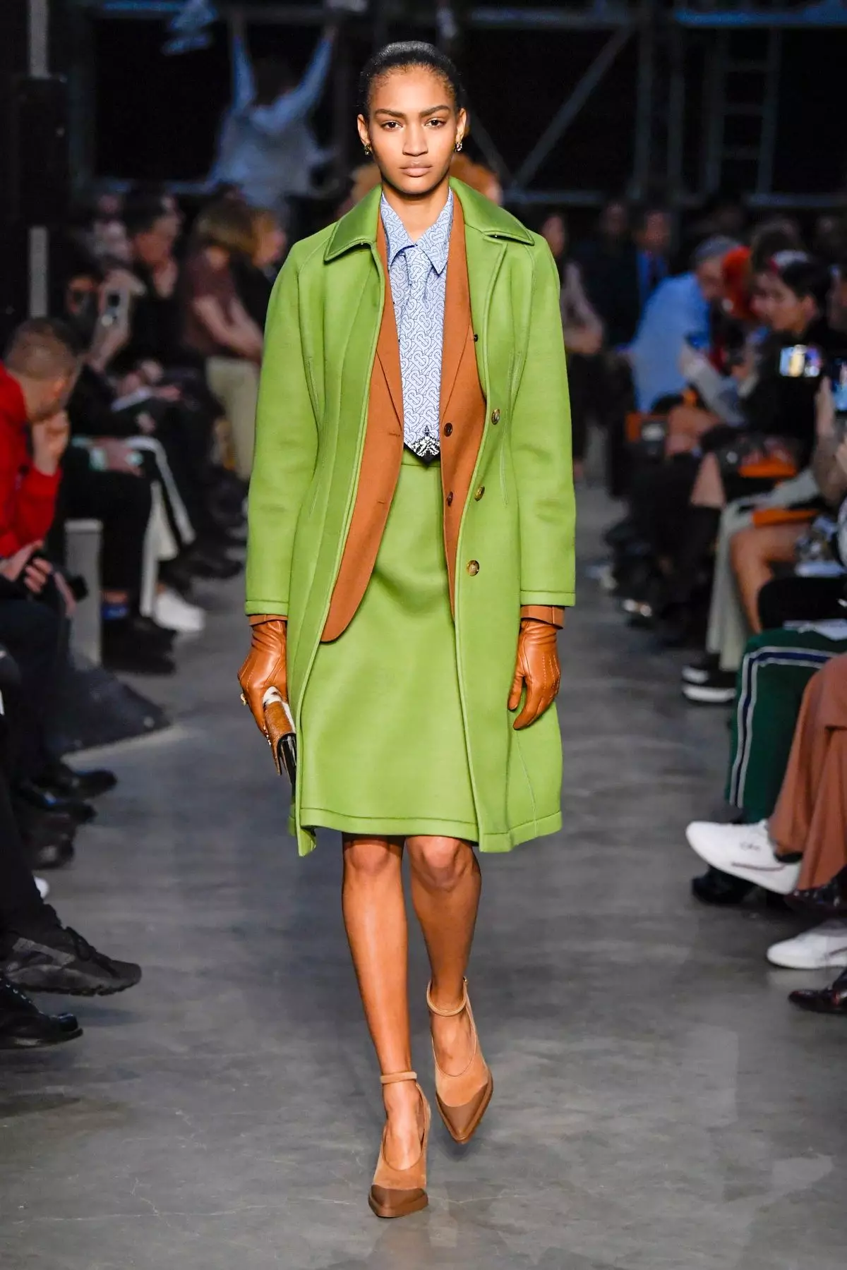 Burberry mehed ja naised, sügistalv 2019 London88