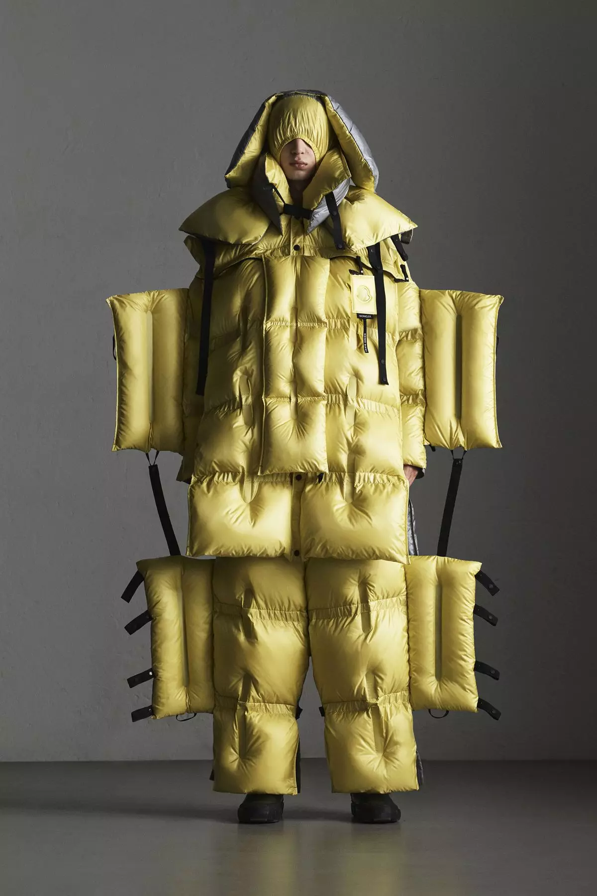 Moncler Craig Green, готови за носене есен-зима 2019 г. Милано12