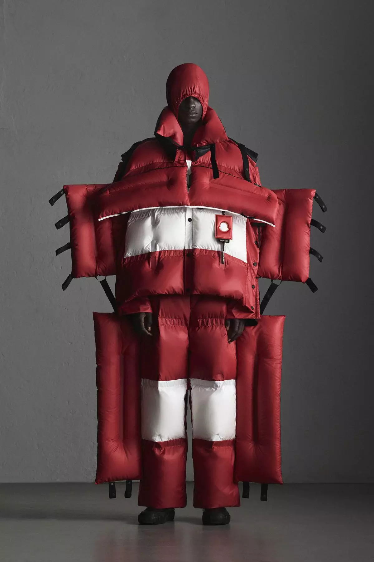 Moncler კრეიგ გრინი მზად არის ატაროს შემოდგომა-ზამთარი 2019 მილანი22