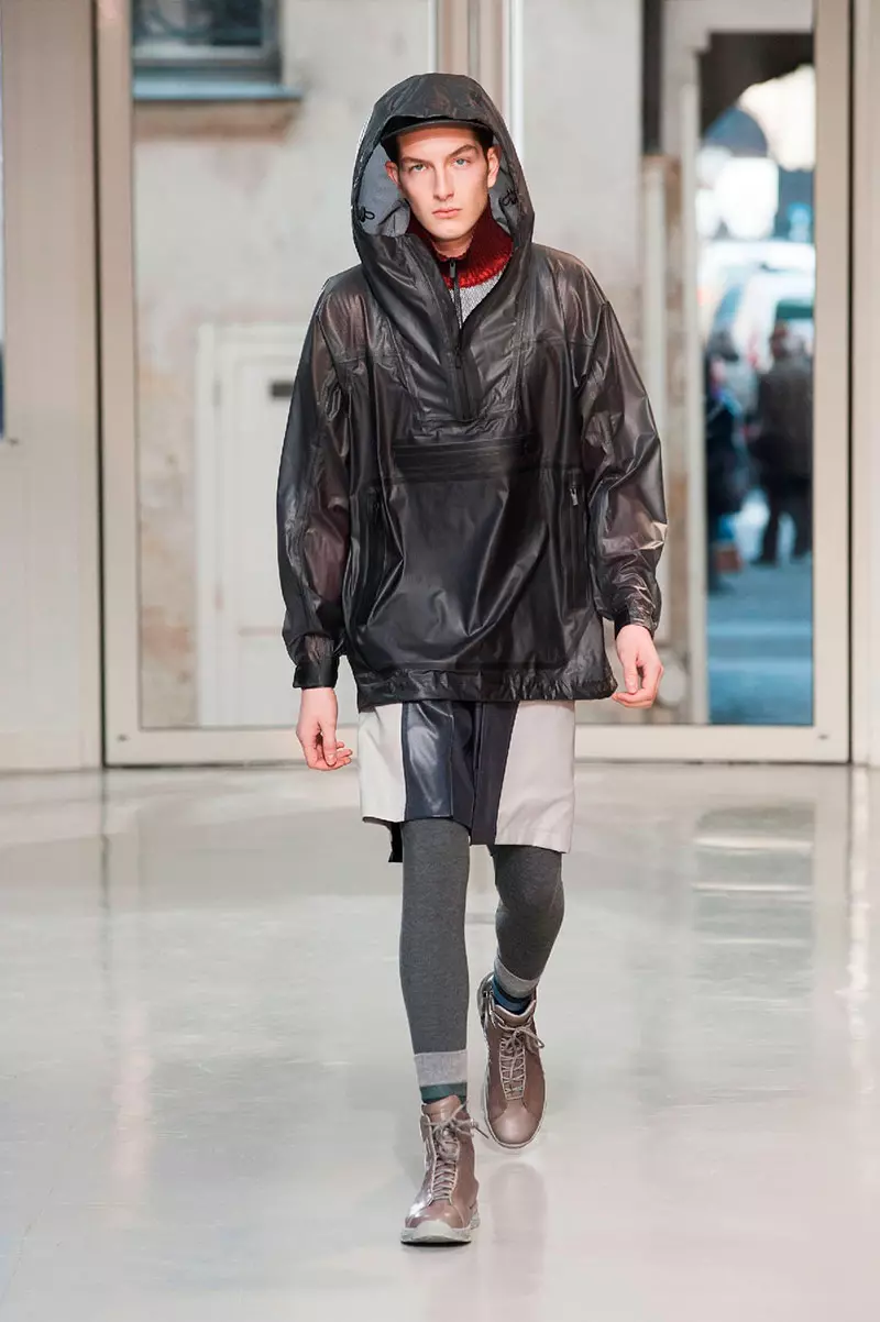 issey_miyake_fw13_10