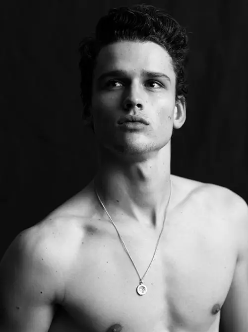 simon-nessman-matthew-brookes--၃