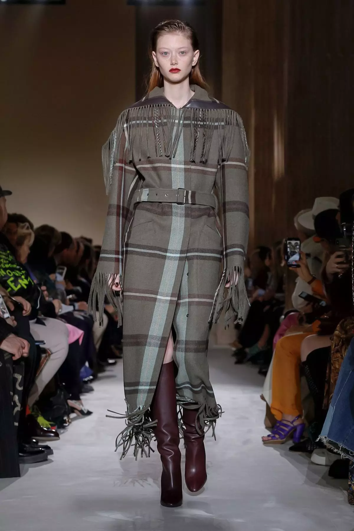 Ndị nwoke na ụmụ nwanyị Salvatore Ferragamo dara oyi 2019 Milan14