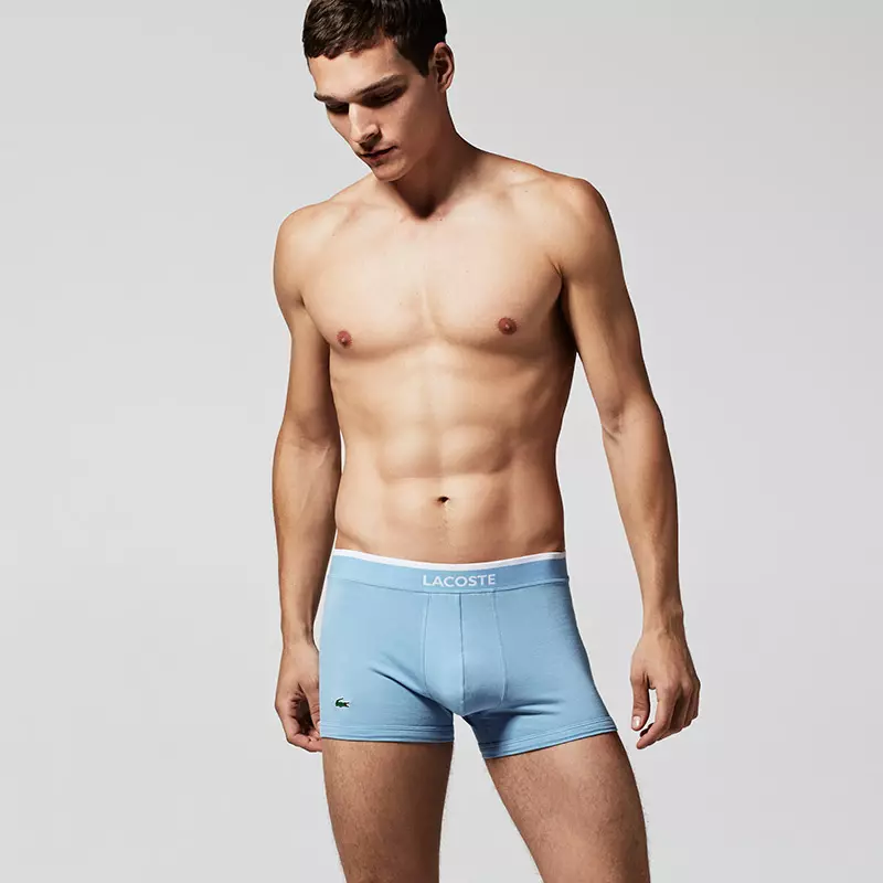 Dadorchuddiodd Lacoste ei lyfr edrych Underwear & Sleepwear newydd, yn cynnwys y model Brasil Alexandre Cunha.