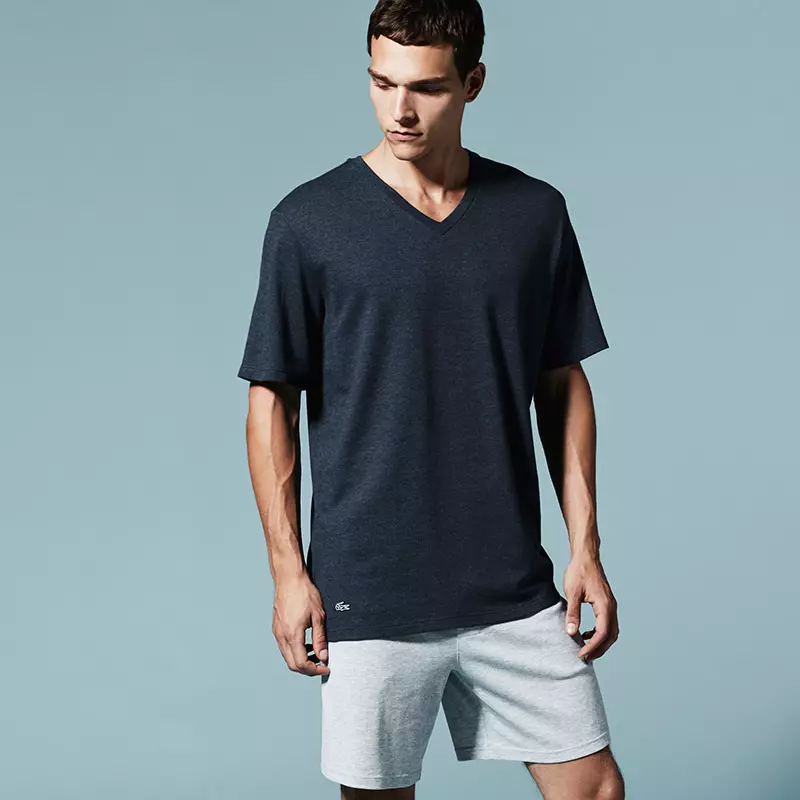 Lacoste ha presentat el seu nou lookbook de roba interior i roba de dormir, amb el model brasiler Alexandre Cunha.