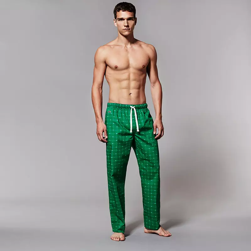 Dadorchuddiodd Lacoste ei lyfr edrych Underwear & Sleepwear newydd, yn cynnwys y model Brasil Alexandre Cunha.