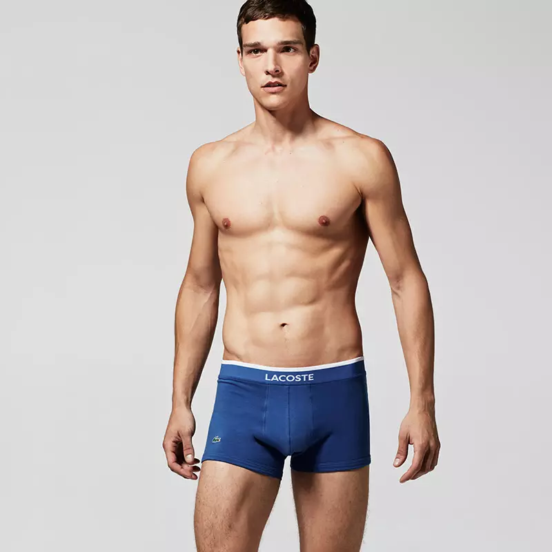 Dadorchuddiodd Lacoste ei lyfr edrych Underwear & Sleepwear newydd, yn cynnwys y model Brasil Alexandre Cunha.