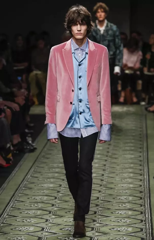 Burberry RTW Spring/Summer 2017 ලන්ඩන් 20740_22