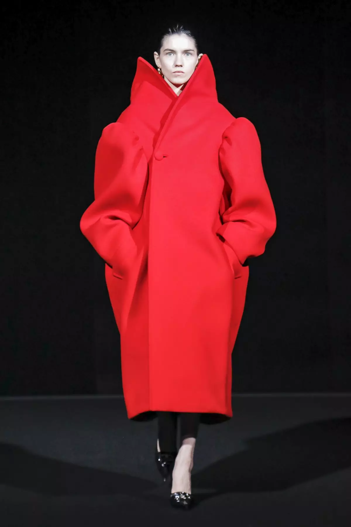 Balenciaga Ready To Wear jesen-zima 2019 Paris64