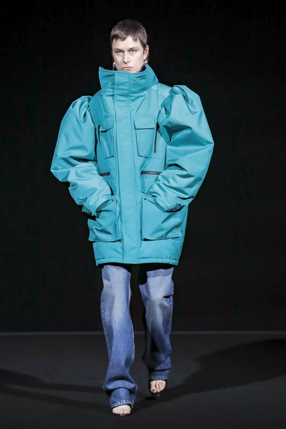 Balenciaga Tayari Kuvaa Majira ya Baridi 2019 Paris65