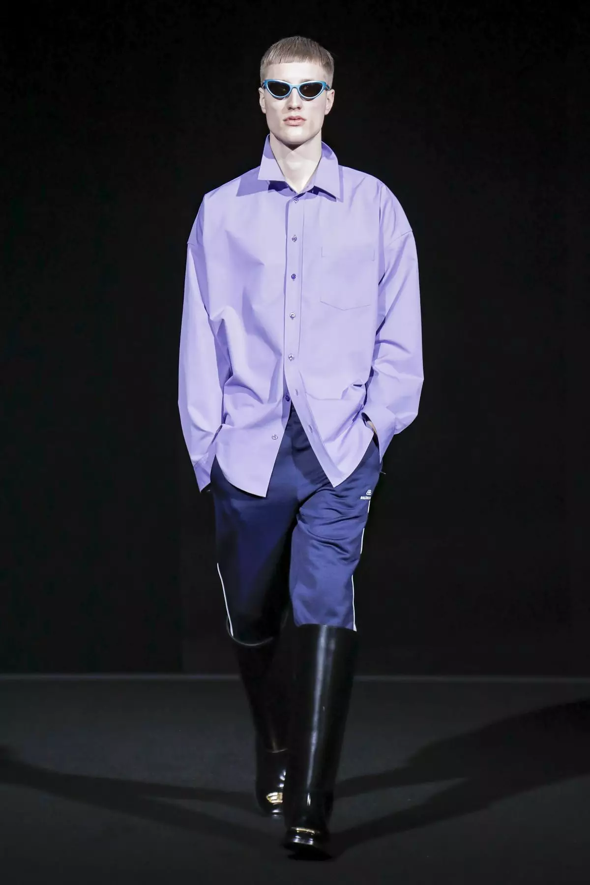 Balenciaga, gatavs valkāšanai, rudens ziema 2019 Paris75