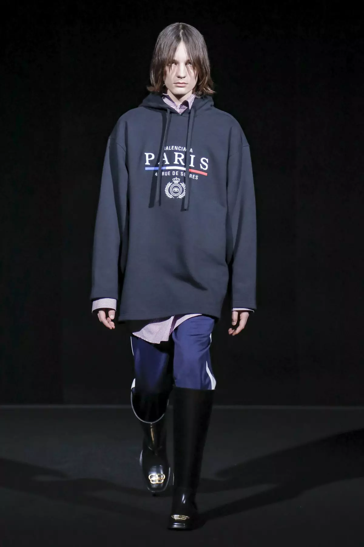 Balenciaga Ready To Wear jesen-zima 2019 Paris77