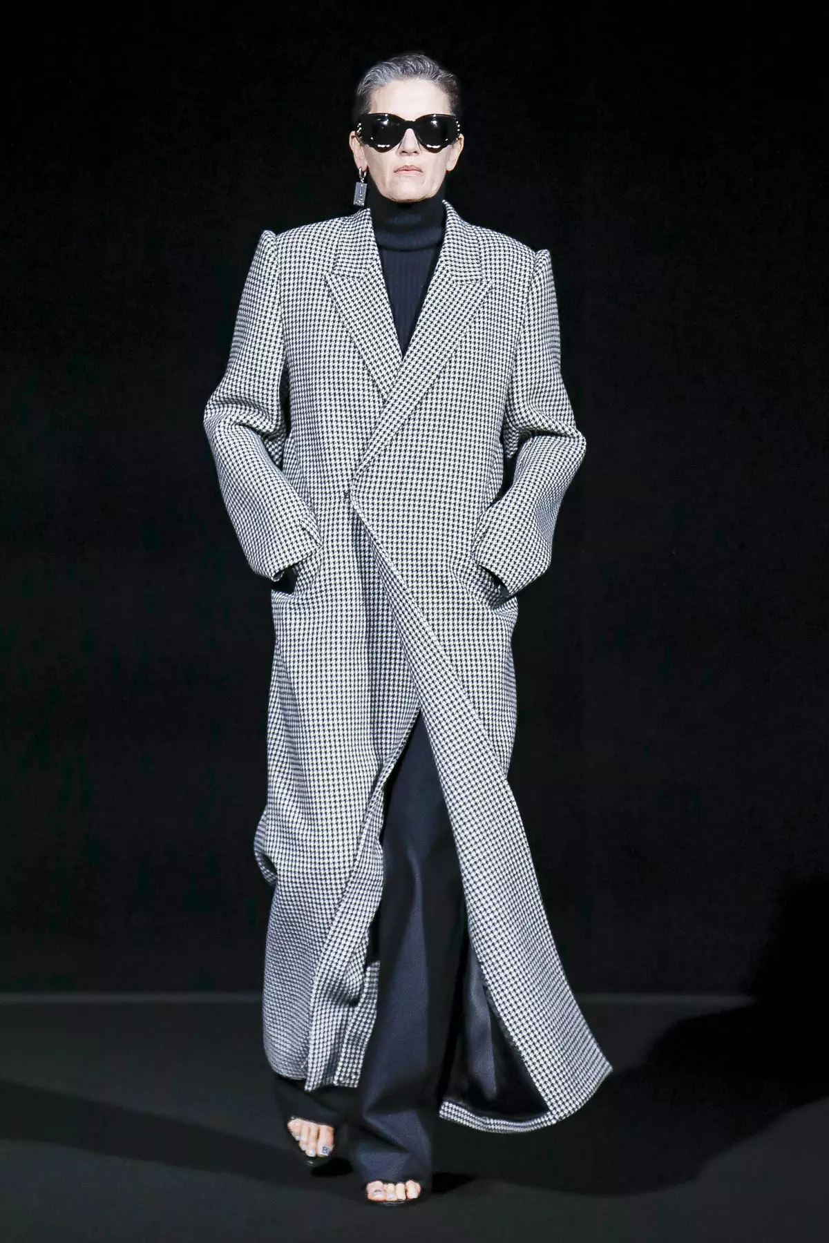 Balenciaga Tayari Kuvaa Majira ya Baridi 2019 Paris8