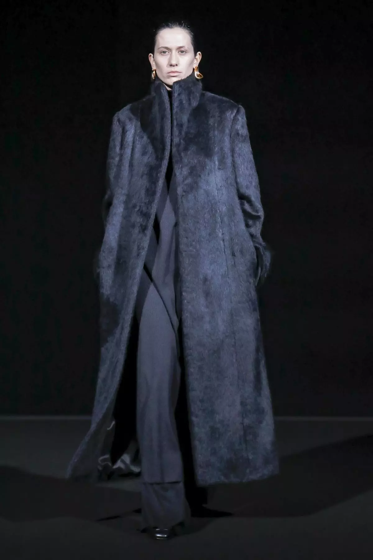 Balenciaga, gatavs valkāšanai, rudens ziema 2019 Paris88