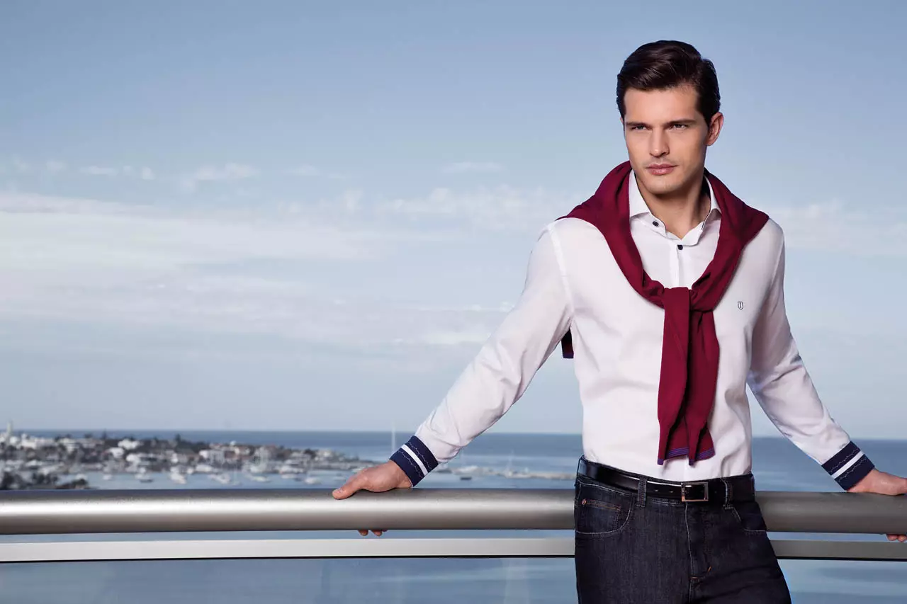 Individuální kombinace com um homem contemporâneo e único, que se veste de maneira moderna, sem deixar de lado a elegância. Brazilská topmodelka Diego Miguel v hlavní roli s novým S/S 15 for Individual.