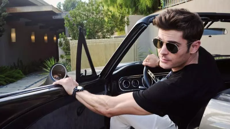 Se Vogue 73 Questions med Bombshell [Afro] Zac Efron