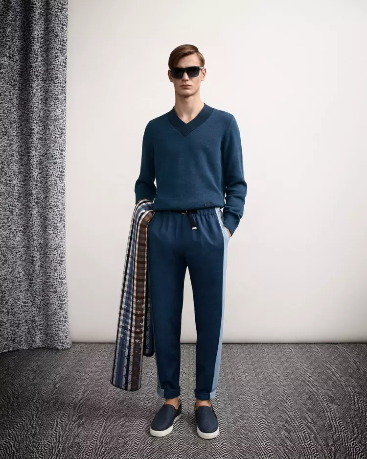 Louis-Vuitton-Fréijoer-Summer-2015-Precollection-13