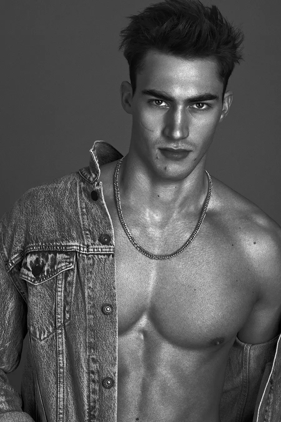 Jerin Hoto: Alessio Pozzi na Anthony Meyer 21898_1