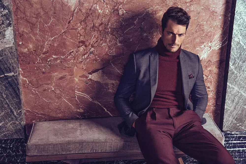 “English Gentleman” Top model David Gandy predvodi novu naslovnicu za GQ Meksiko, oktobar 2016. Izdajte priču koju je fotografirao Richard Ramos i stilizirala Lorna McGee. Umjetnička režija: Fernando Carrillo i Alonso Parra, a njegovanje Larry King.